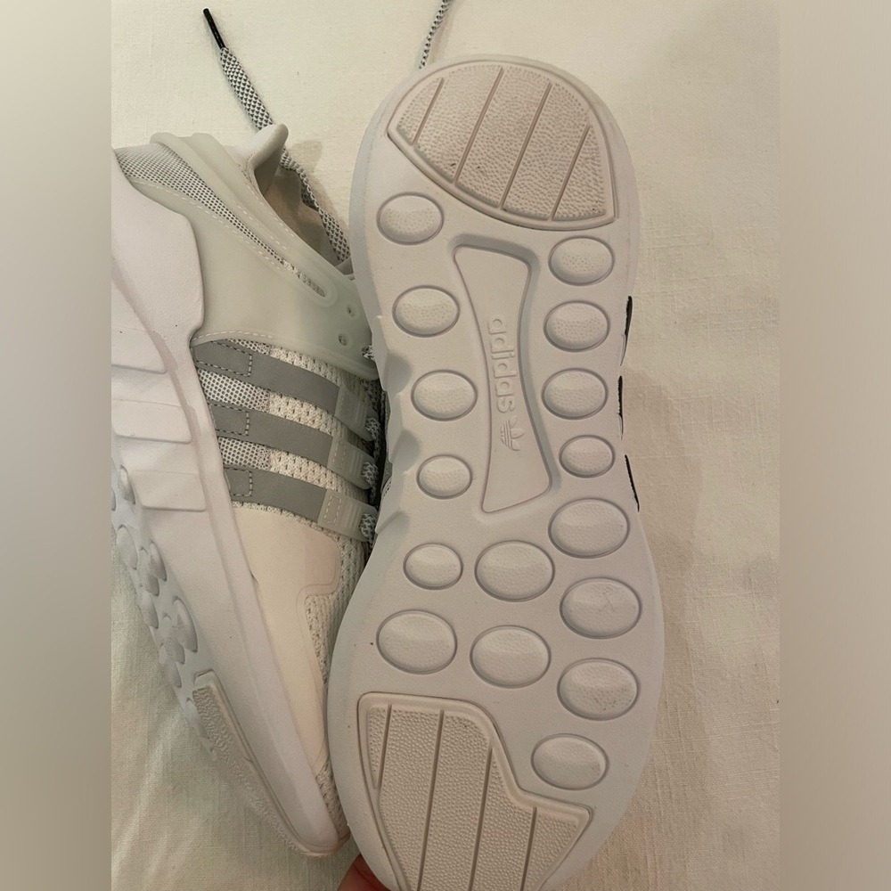 Adidas Equipment white and silver ULTRA SUPPORT PACK M7.5 W 9.5 US NWT Art Basel - Picture 6 of 6